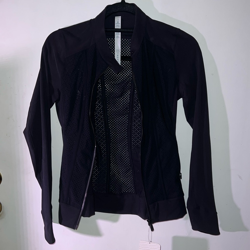 Lululemon Get Your Peek On Jacket, size 2